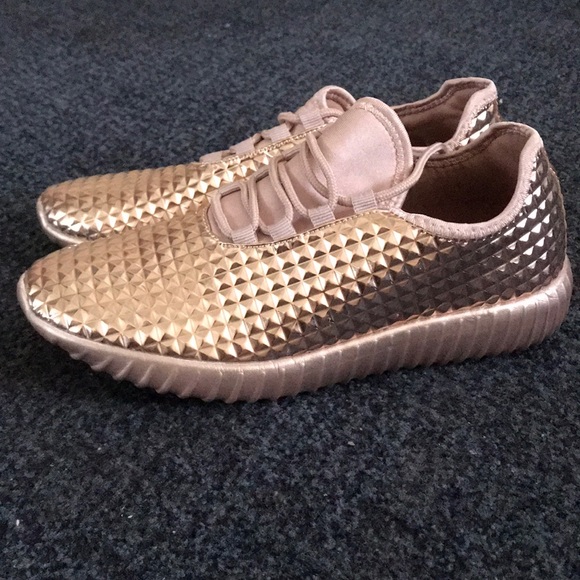 Classy Sassy Sneaker - Rose Gold - Picture 5 of 6